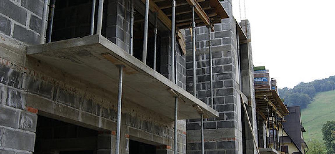 Construction of a guest-house – Harenda