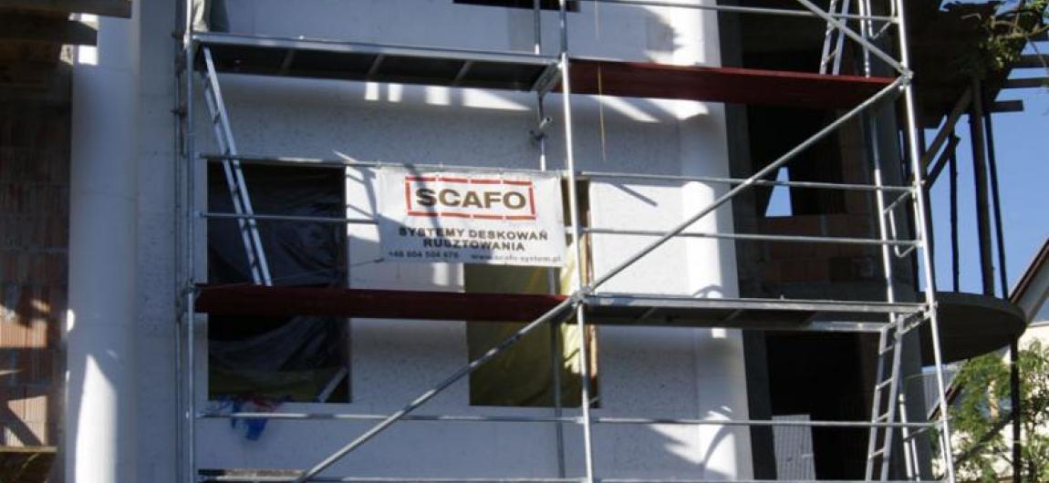 Façade scaffolding rental