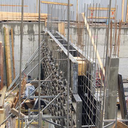 Construction of a townhouse – rental of wall formwork